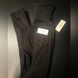 Ag Adriano Goldschmied Maternity Distressed Super Skinny Ankle size 25